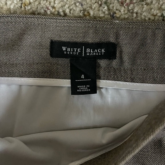 White House Black Market skirt - Picture 3 of 3